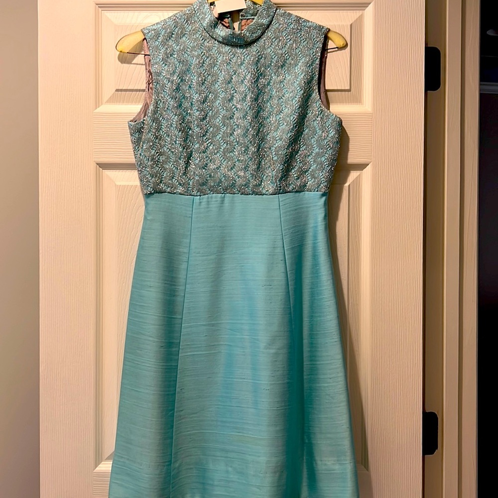 Adorable vintage dress, Fits 4/6.